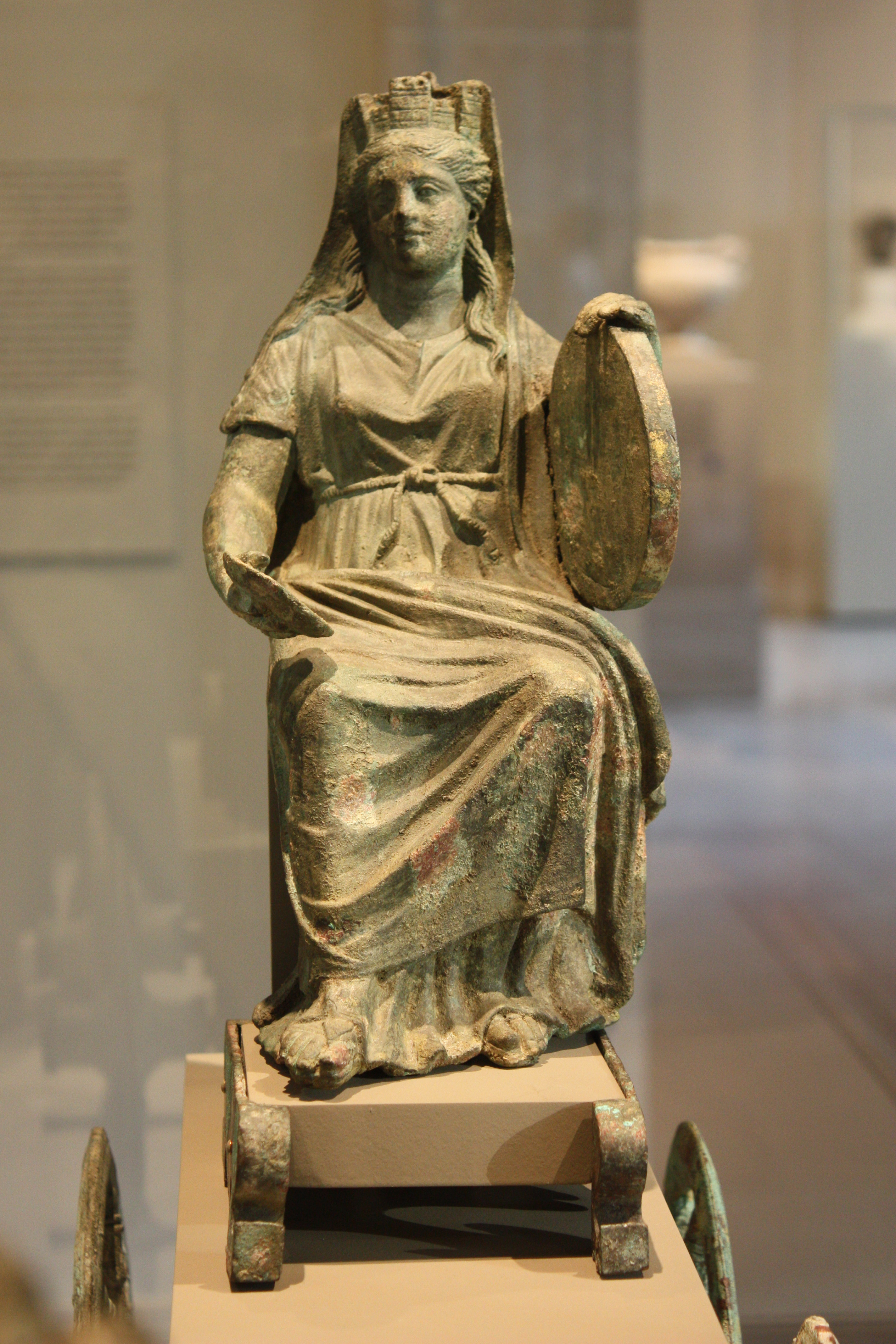 Bronze_statuette_of_Cybele